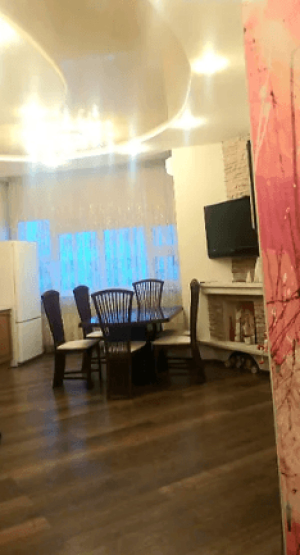 Аренда 2к квартиры на Защитников Украины